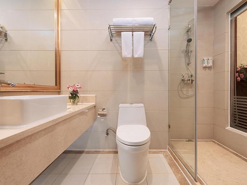 Vienna Hotel Zhongshan Xiaolan Экстерьер фото