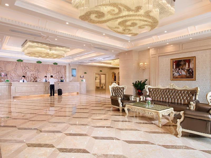 Vienna Hotel Zhongshan Xiaolan Экстерьер фото